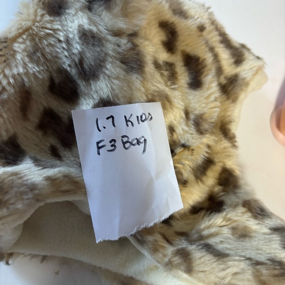 Faux fur animal print ear flaps ears tan cream fleece lined  hat cap - Picture 8 of 8